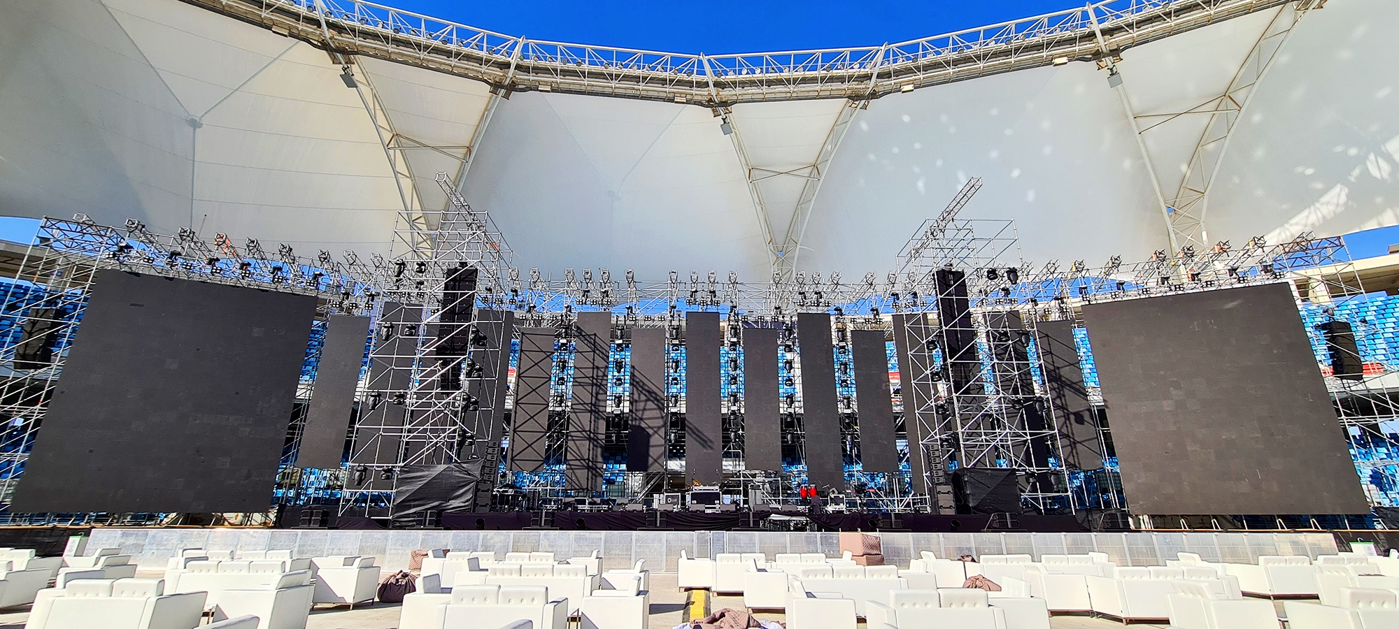 L-Acoustics Delivers Ultimate Energy-Boosting Sound Experience for Egyptian MegaStar Amr Diab featured image