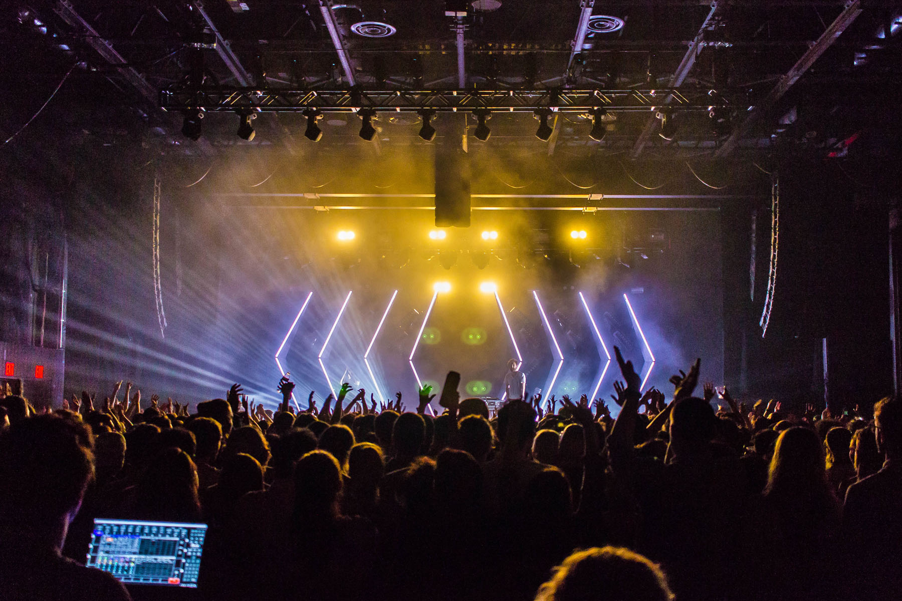 James Lawrence at the Brooklyn Steel, New York