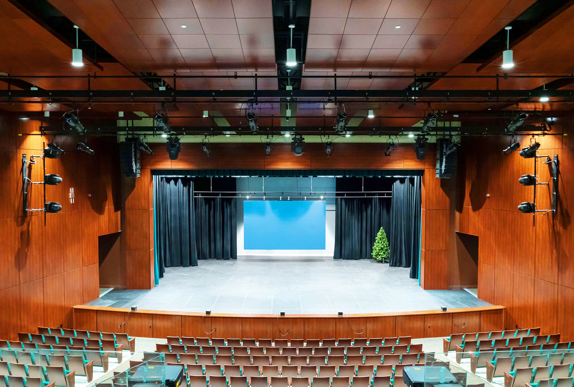 L-Acoustics Kiva II Shines at Westminster Christian School’s Lighthouse featured image