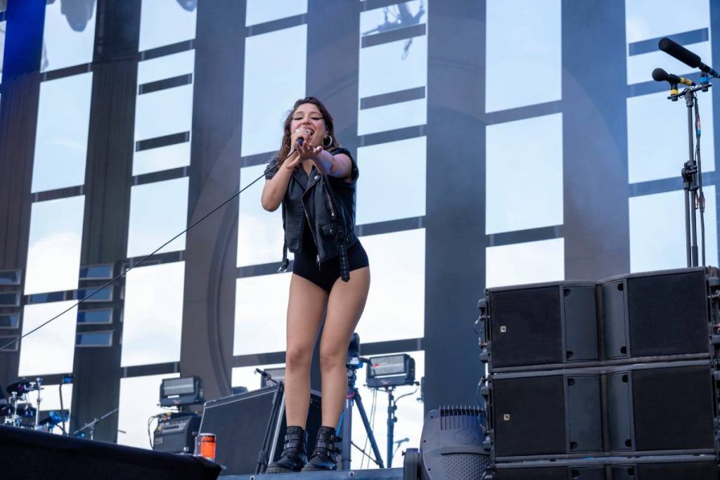  L-Acoustics Kara II placed provided lip-fill during Izïa’s performance at Musilac Festival