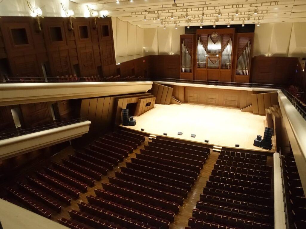 The Sumida Triphony Hall upgraded its professional sound system with L-Acoustics Kara II