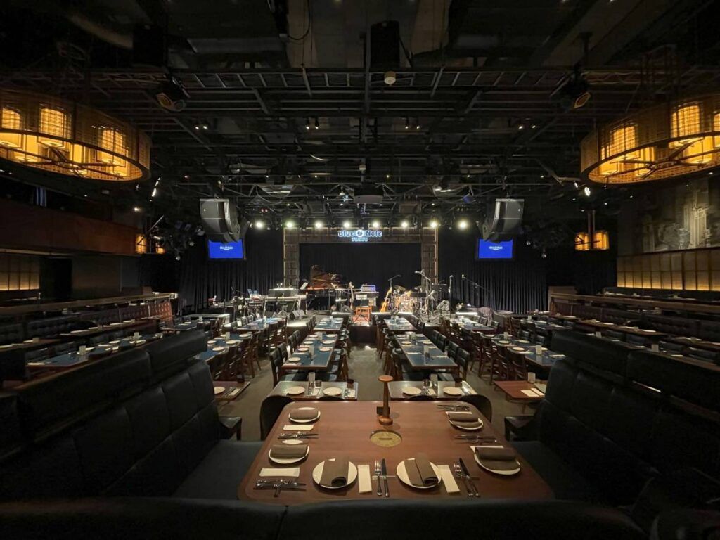 Blue Note Tokyo required L-Acoustics professional sound system to deliver coverage to 280 seats across its wide venue layout