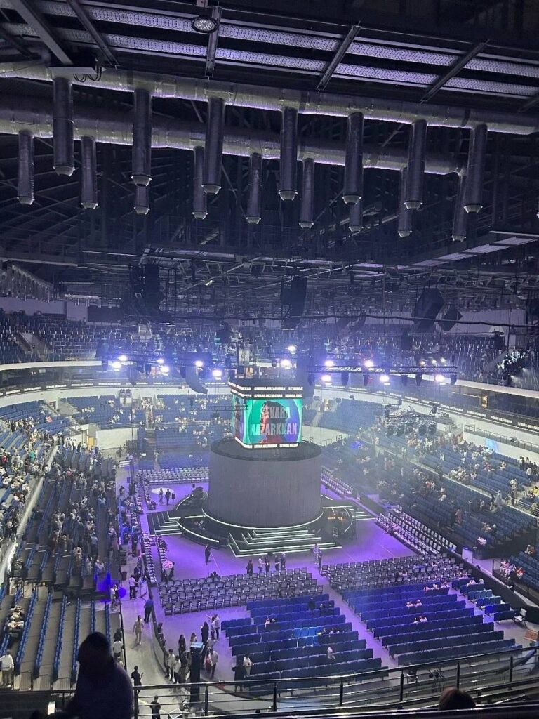 The L-Acoustics L2 system preserved the emotional connection between artist and audience that makes live performance so powerful