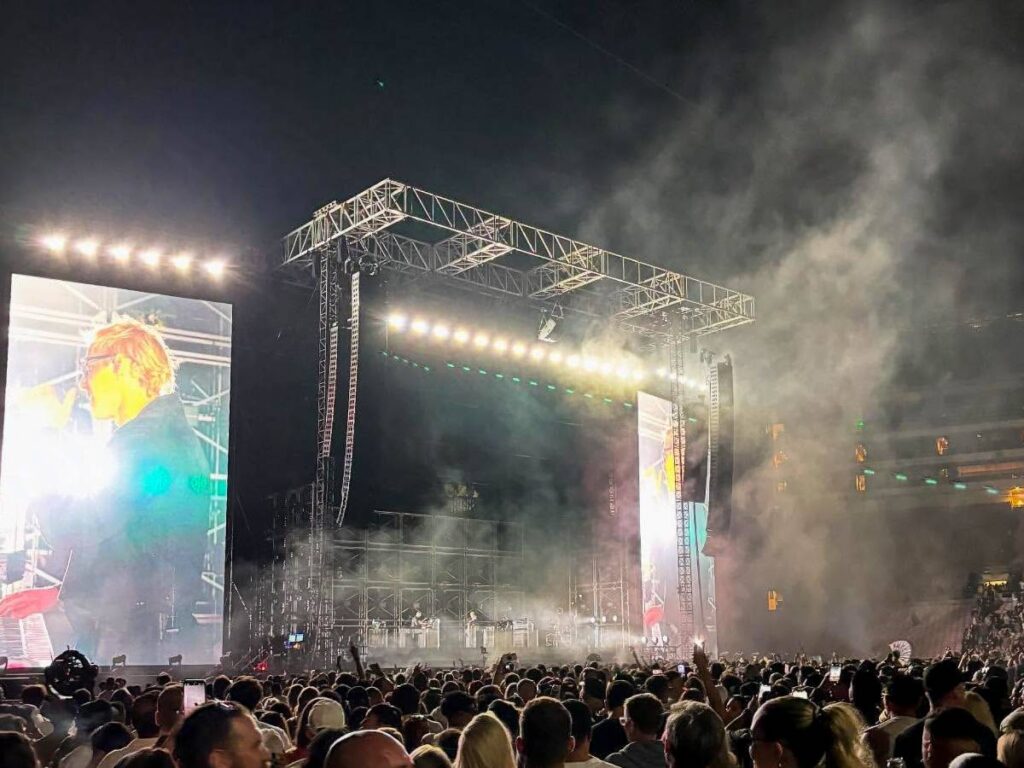 Australian EDM trio Rüfüs Du Sol is currently touring the world with an L-Acoustics concert sound system