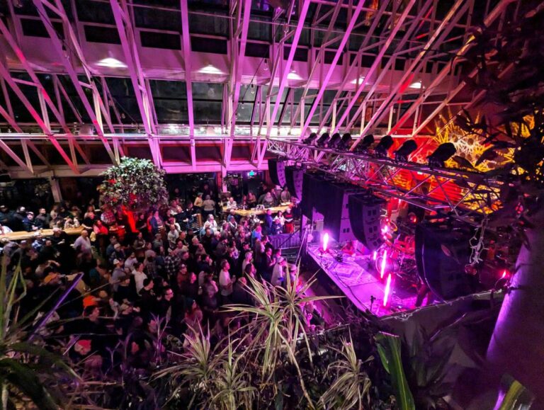 Big Sound in a Small Room: Eggy Uses L-Acoustics L-ISA Hyperreal Immersive Sound to Conquer a Challenging Performance Space featured image