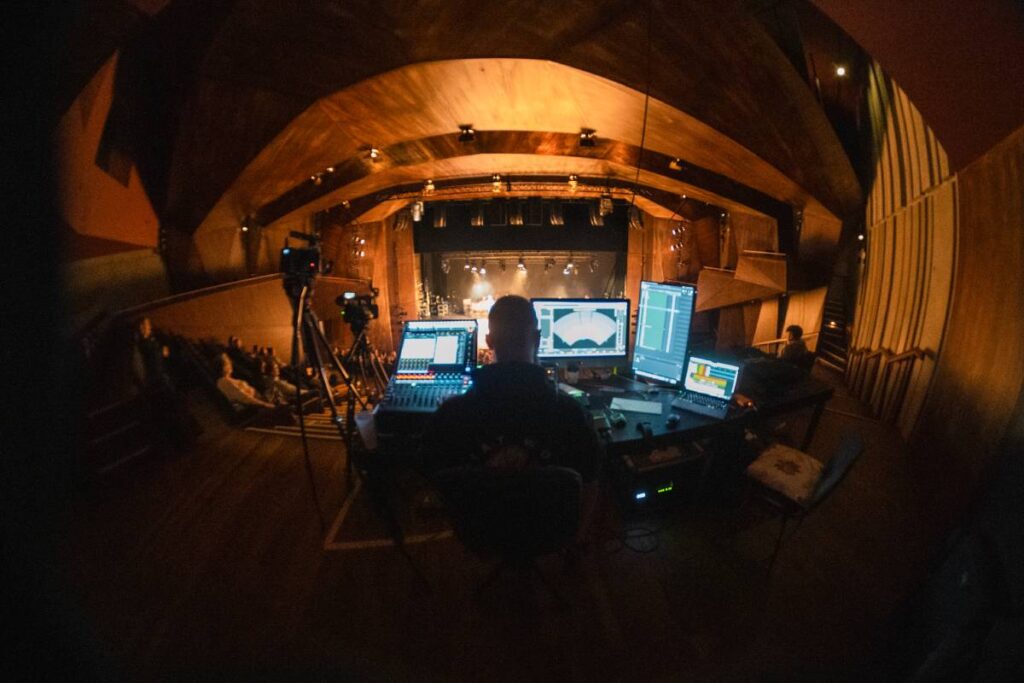 The first production featured a 12-piece band on stage, enabling the L-Acoustics L-ISA technology to demonstrate its complete range of capabilities ©Matt Duke