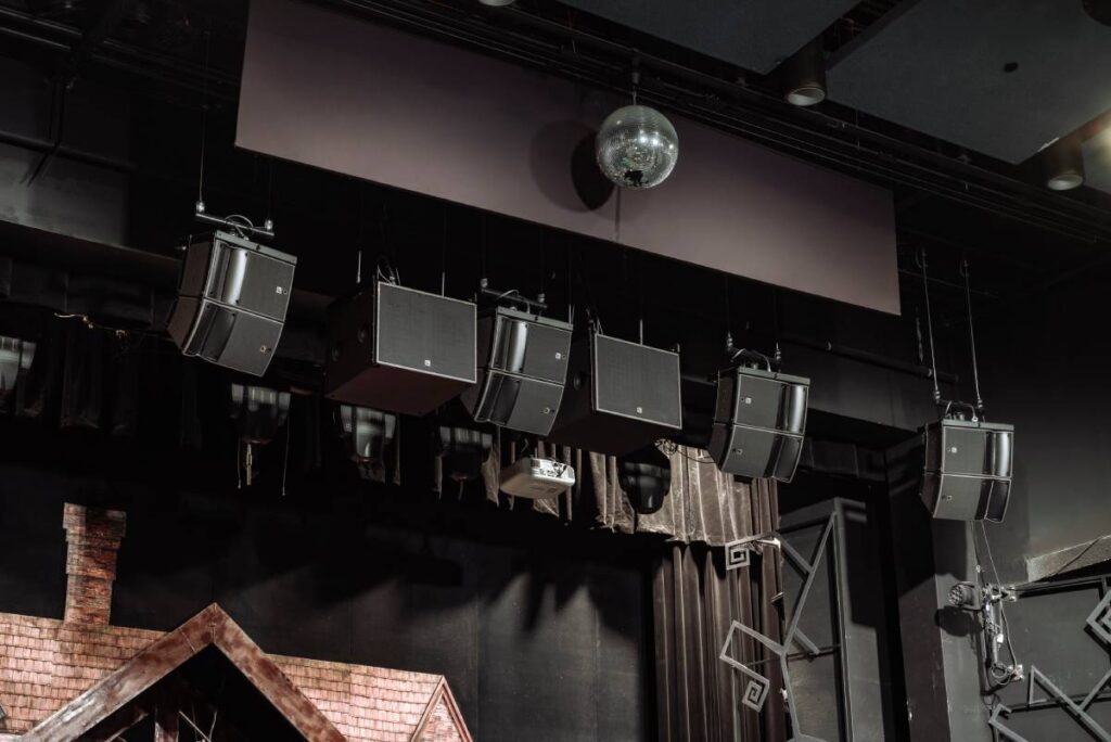 Warsaw-based L-Acoustics Certified Provider Audio Plus, built directly on an L-Acoustics ARCS II system the company had originally installed at the theatre in 2016 ©Krzysztof Sklodowski